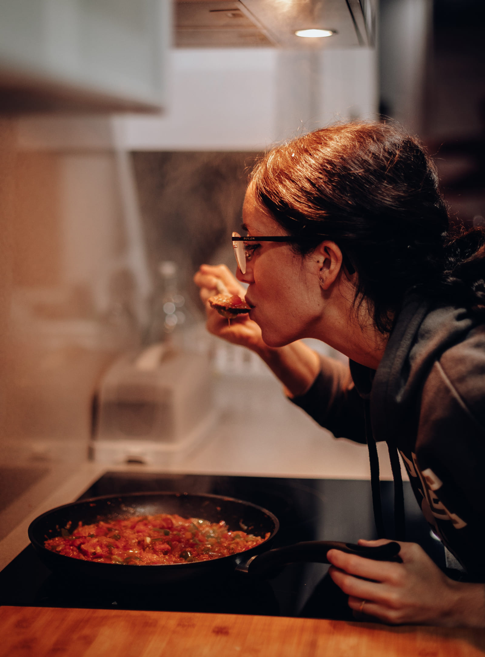 overpass;normal;400;100%;U+0-10FFFF Dominic Scott